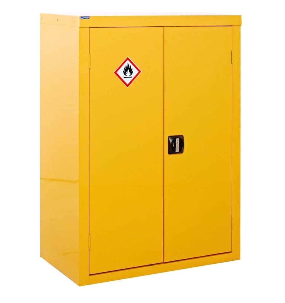 Mid-size hazardous substance storage cabinet with 2 spill shelves – 1200 x 900 x 460
