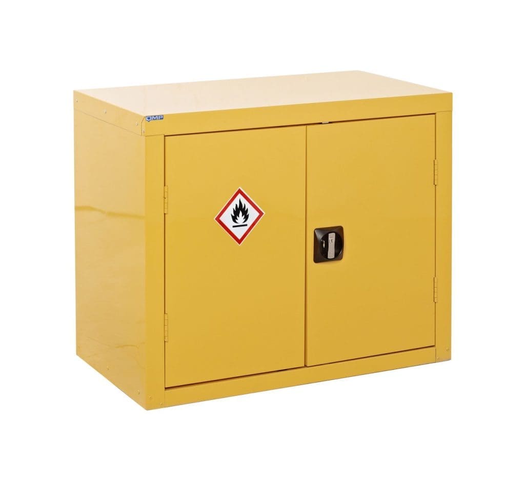 Low-height hazardous substance storage cabinet with 1 shelf – 700 x 900 x 460